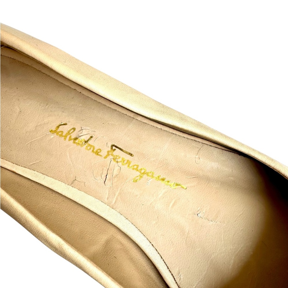 Salvatore Ferragamo Women’s Leather Flats - Picture 8 of 11